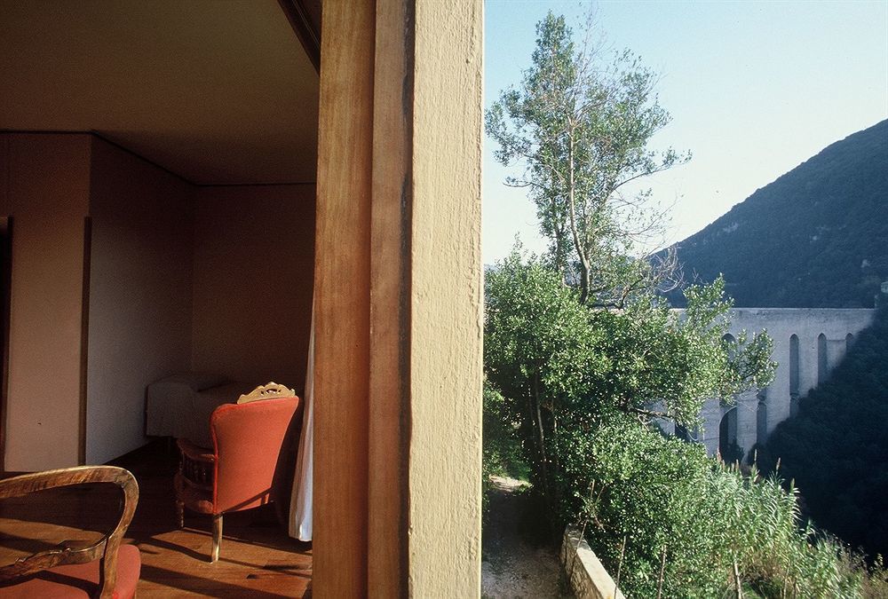 Hotel Gattapone Spoleto Exterior photo